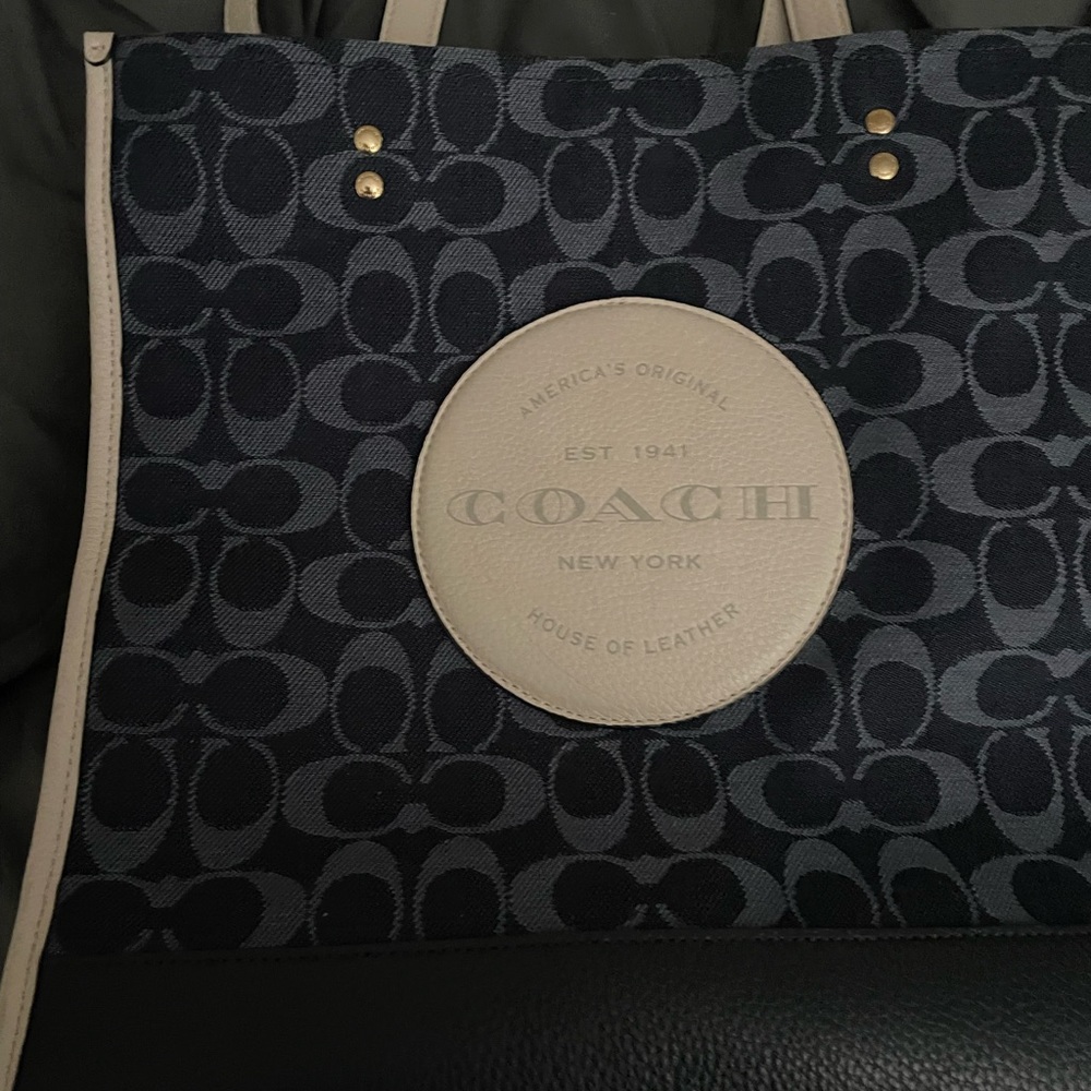 Coach bucket bag